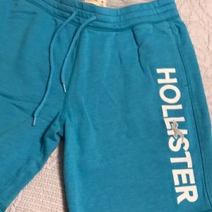 Men's size medium fleece shorts
